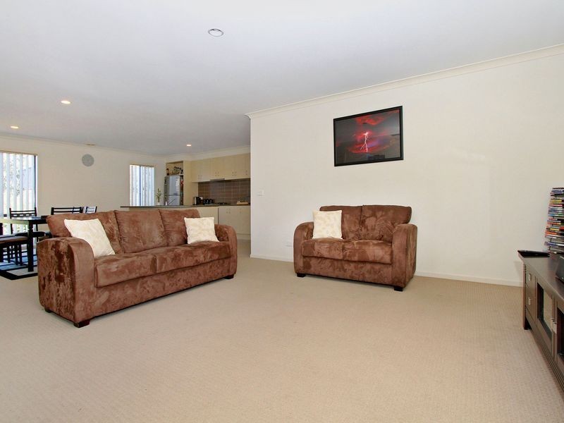 4 Harrie Place, Doreen VIC 3754