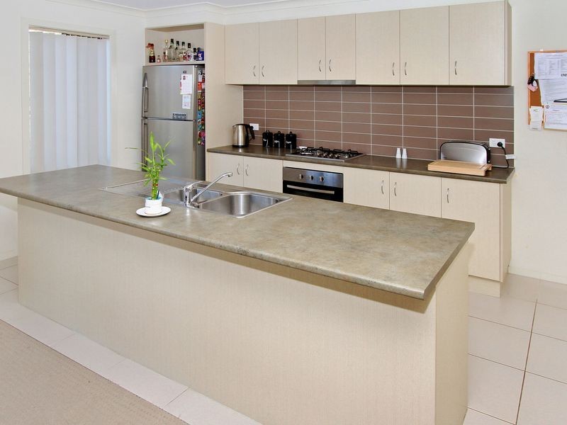 4 Harrie Place, Doreen VIC 3754