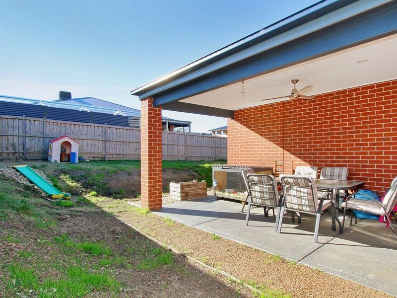 4 Harrie Place, Doreen VIC 3754