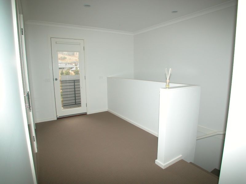 29 Palisades Boulevard, South Morang VIC 3752