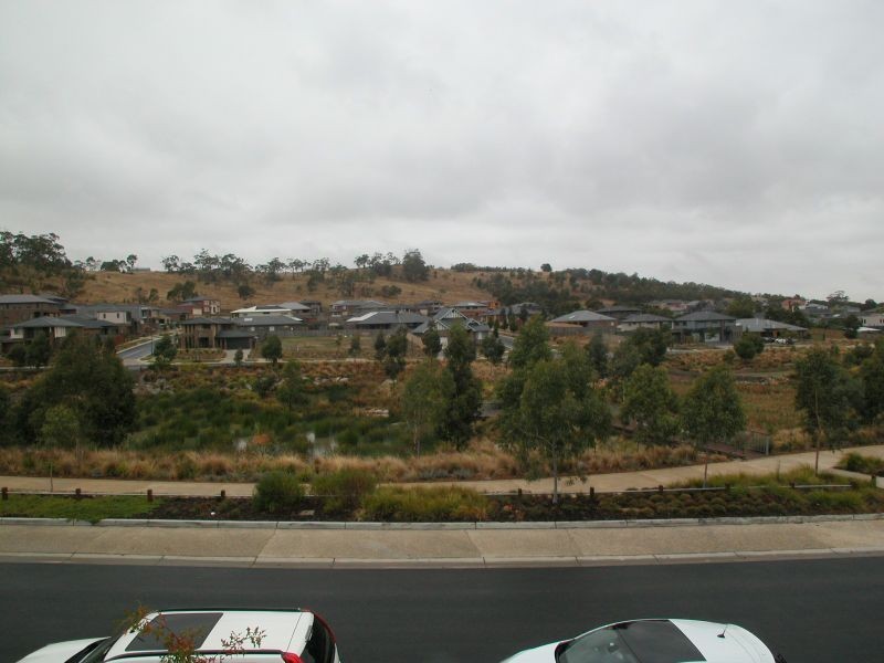 29 Palisades Boulevard, South Morang VIC 3752