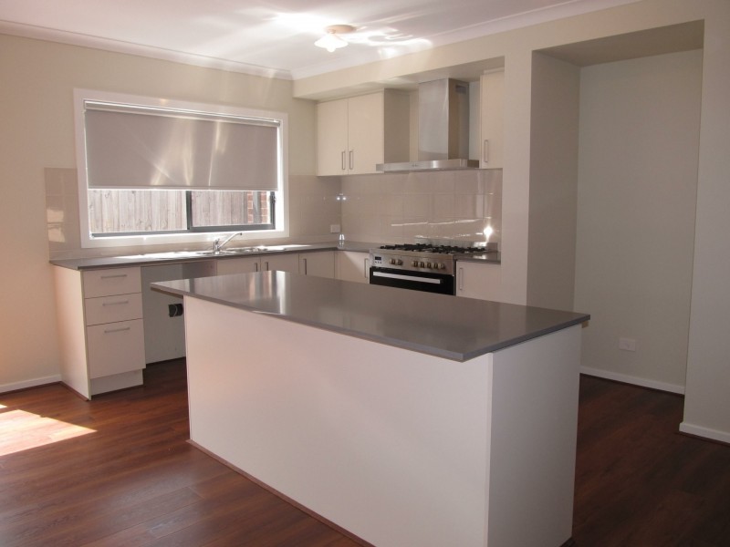 4 Black Braes Boulevard, Mernda VIC 3754