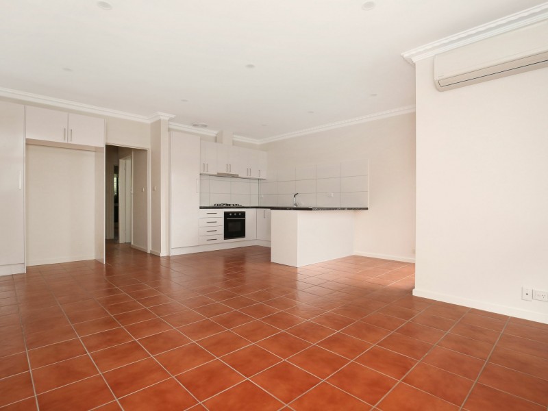 Unit 2/105 Gooch Street, Thornbury VIC 3071