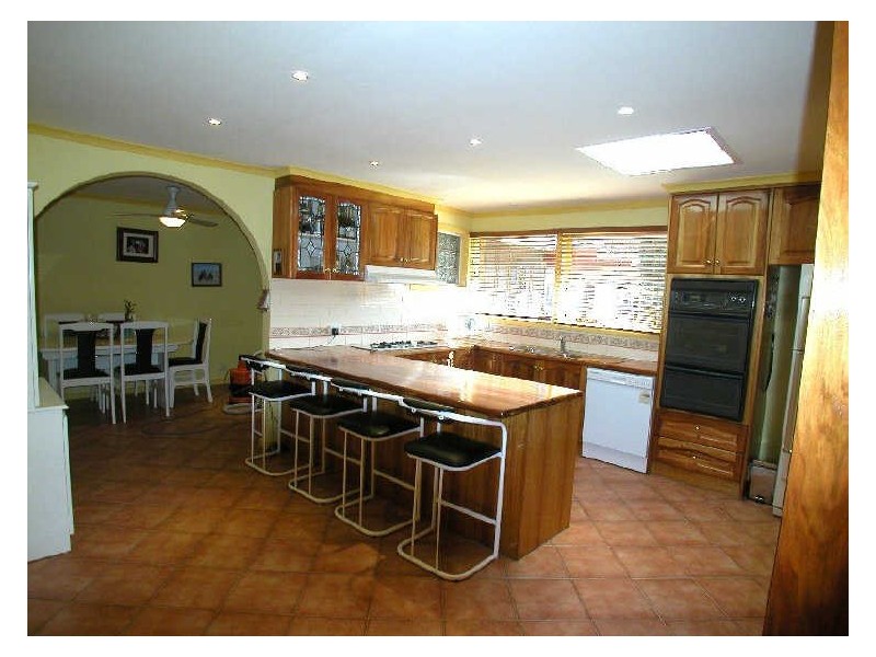 10 Garrett Court, Mill Park VIC 3082