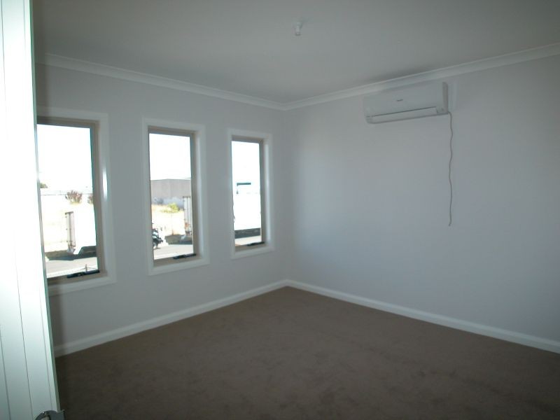 1/72 Duffy Street, Epping VIC 3076