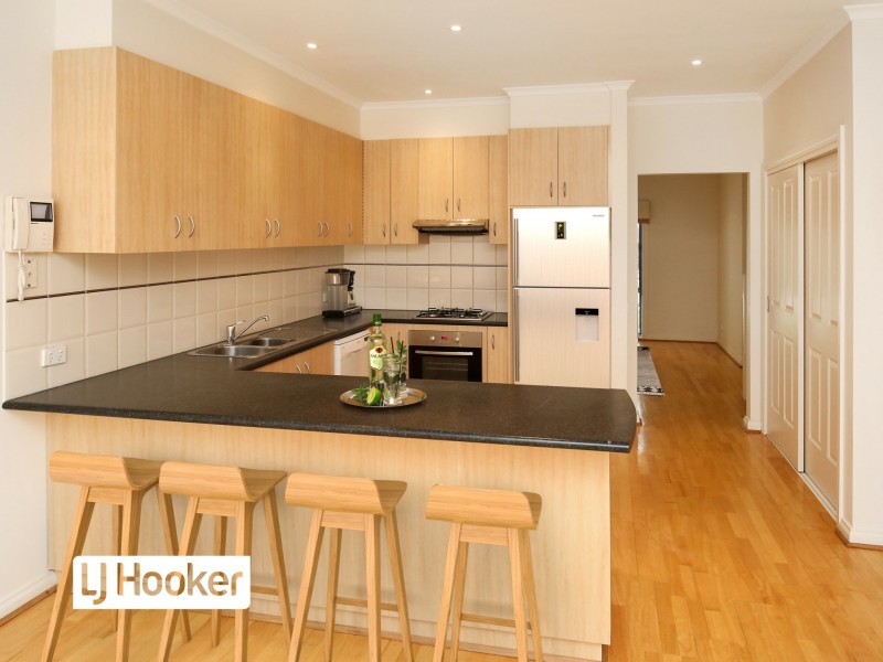 11 Tregutha Way, Newport VIC 3015