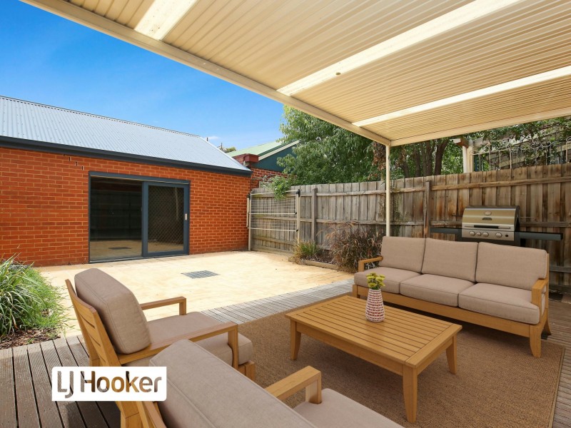 11 Tregutha Way, Newport VIC 3015