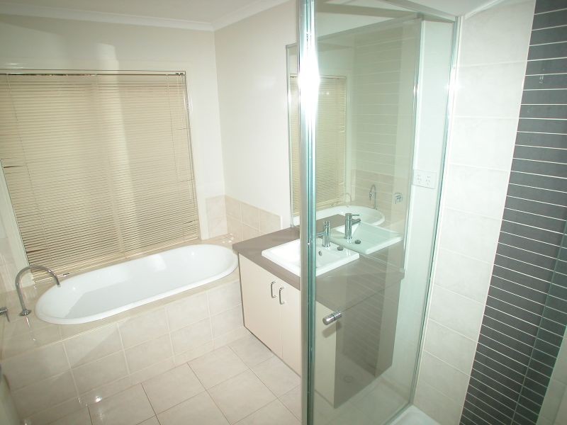 5 Bellini Way, Mernda VIC 3754