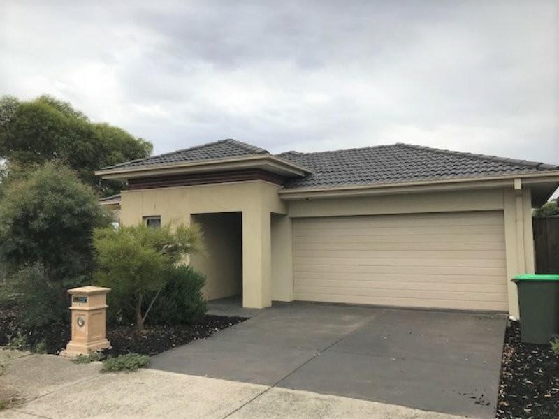 8 Angora Crescent, Doreen VIC 3754
