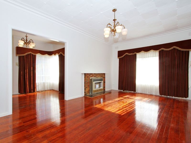 105 Cedar Street, Thomastown VIC 3074