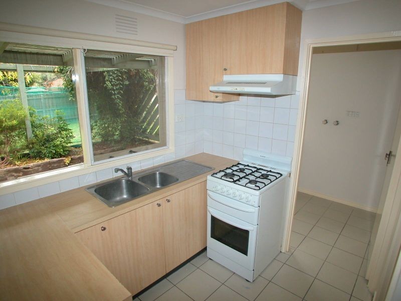 9 Higgs Avenue, Mill Park VIC 3082