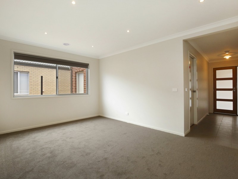 32 Cravens Road, Mernda VIC 3754