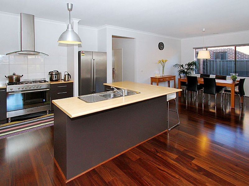 57 Panton Gap Drive, South Morang VIC 3752