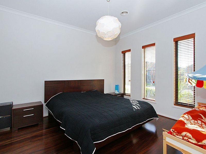 57 Panton Gap Drive, South Morang VIC 3752