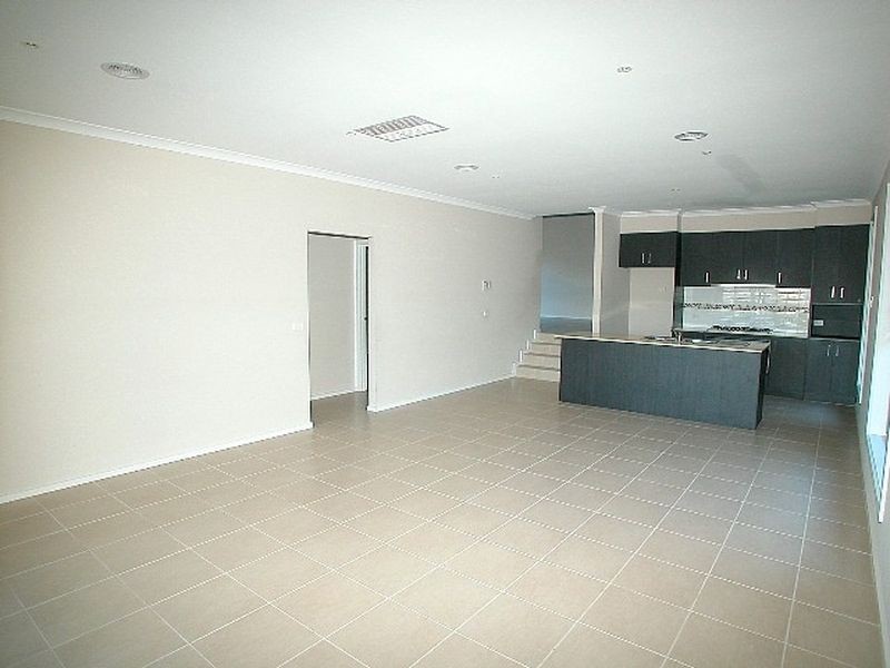 5 Coulthard Crescent, Doreen VIC 3754