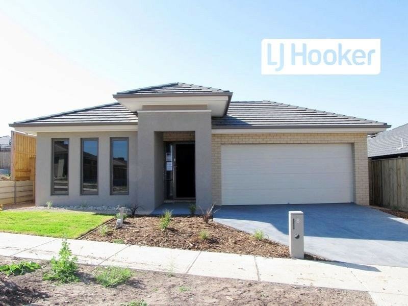 8 Bluejay Road, Doreen VIC 3754