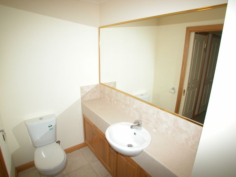 23 Vincent Drive, South Morang VIC 3752