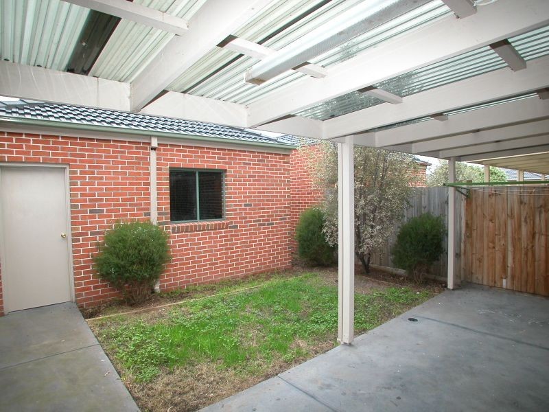 23 Vincent Drive, South Morang VIC 3752