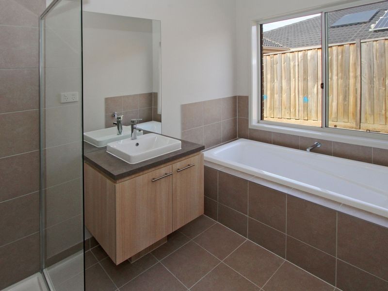 9 Delaney Rise, Doreen VIC 3754