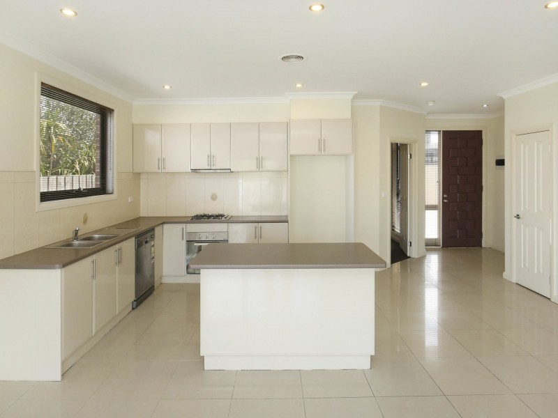 4/12 Blair Street, Broadmeadows VIC 3047