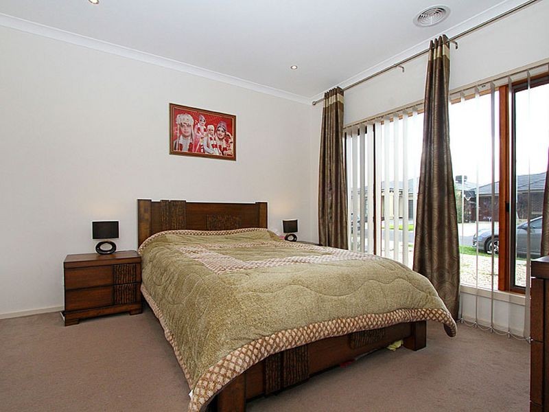 11 Lupin Street, Mernda VIC 3754