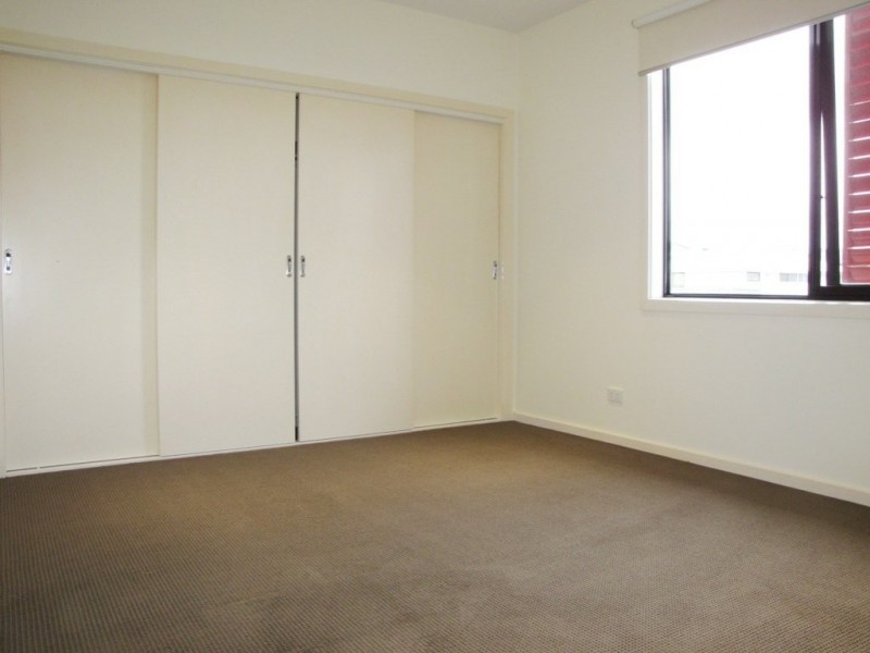 104/54 Mernda Village Drive, Mernda VIC 3754