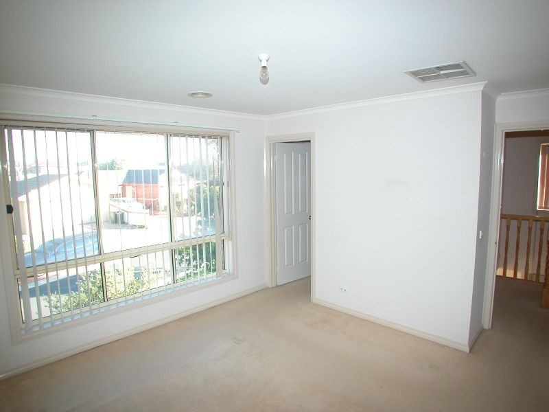 24 Calendula Circuit, Epping VIC 3076