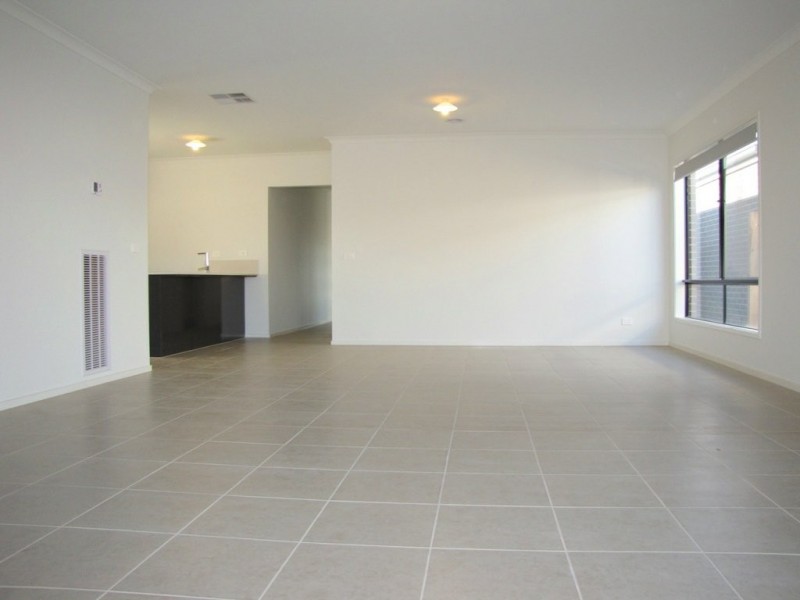 56 Conjola Way, Wollert VIC 3750