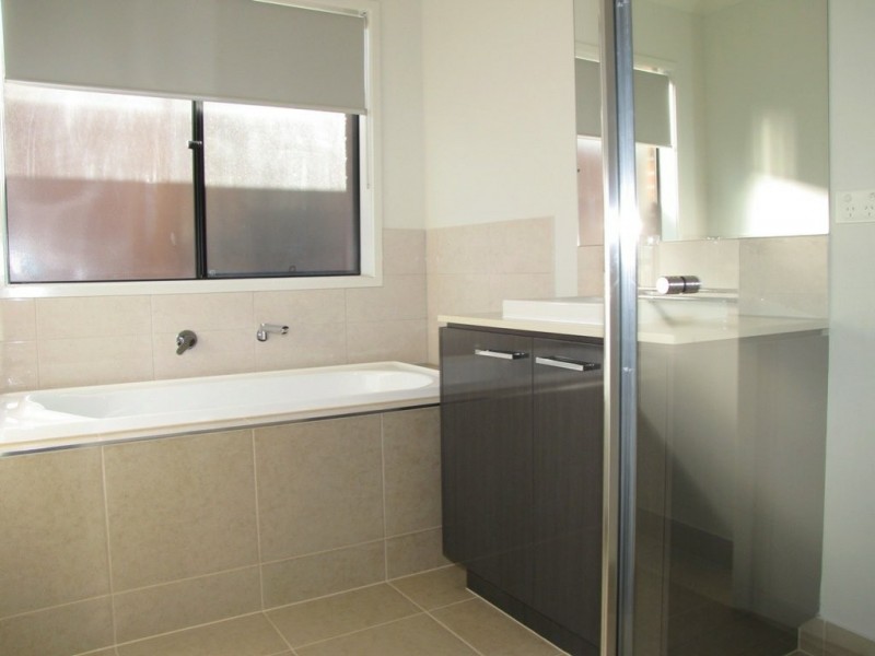 56 Conjola Way, Wollert VIC 3750