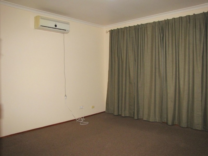 14 Tenterden Place, Mill Park VIC 3082