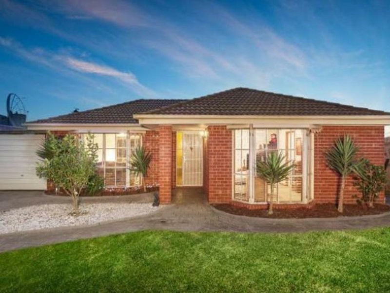 10 Timmins Court, Mill Park VIC 3082