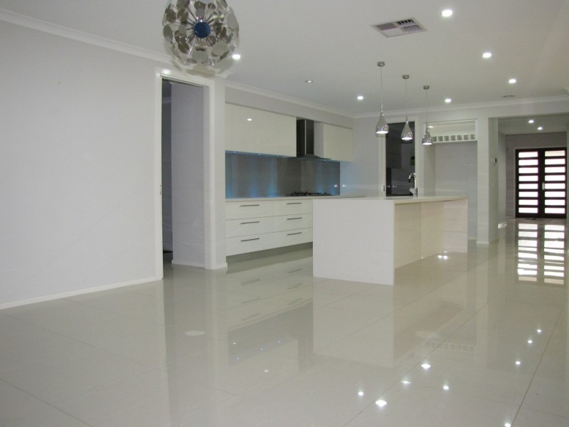 54 Northside Drive, Wollert VIC 3750