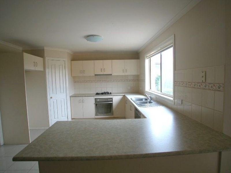 4 Luxor Close, South Morang VIC 3752