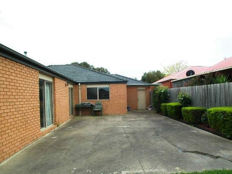 4 Luxor Close, South Morang VIC 3752