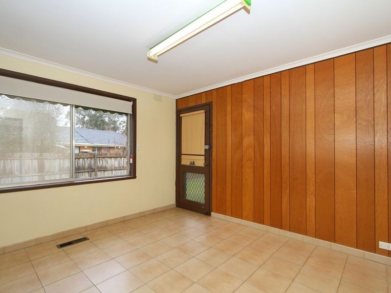 1 Sussex Court, Mill Park VIC 3082