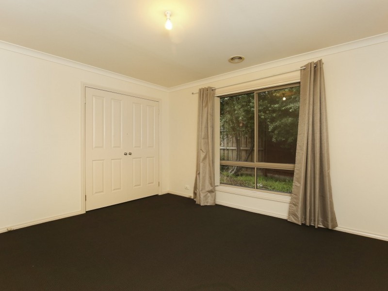 4 Parkside View, South Morang VIC 3752