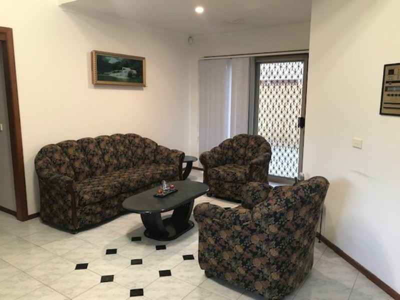 2 Lido Court, Epping VIC 3076