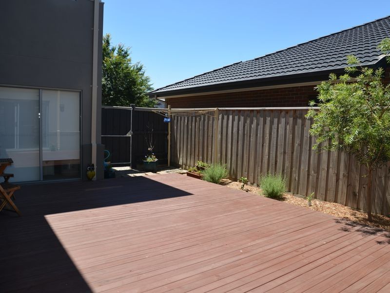 30 Muswellbrook Grove, Mernda VIC 3754