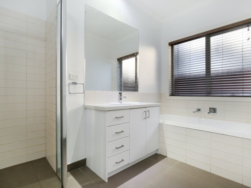 22 Shoal Circuit, Doreen VIC 3754