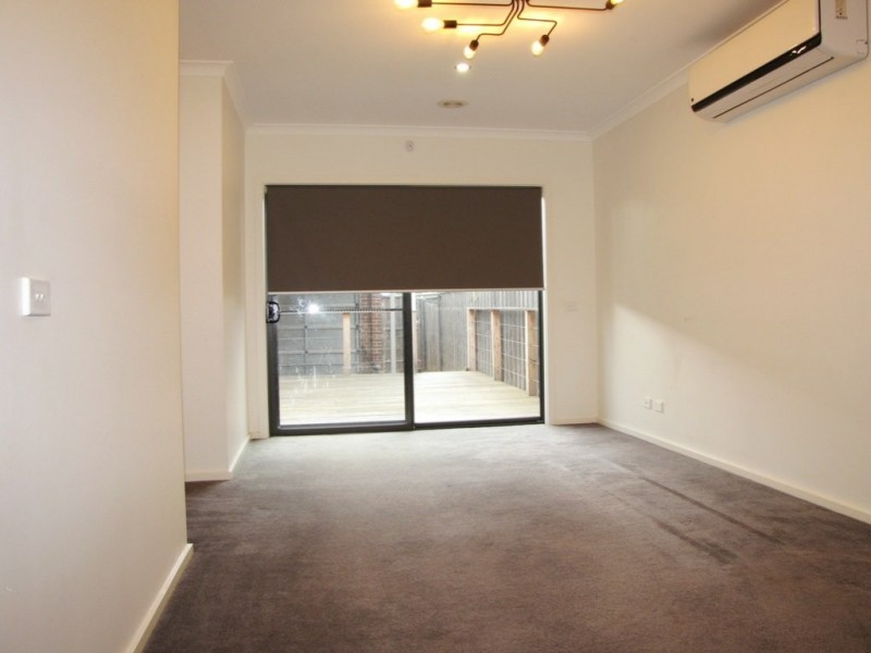 25 Passionfruit Crescent, Mernda VIC 3754