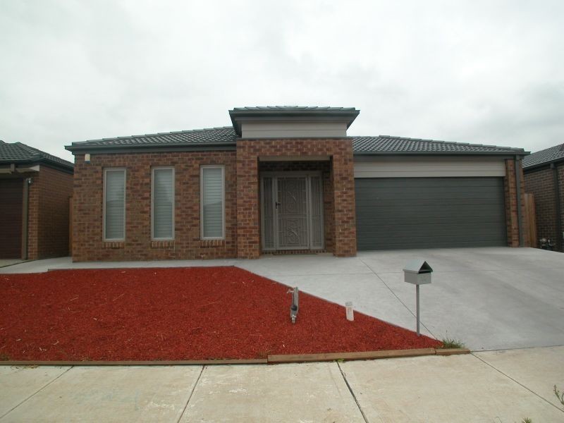 18 Pomegranate Grove, Mernda VIC 3754