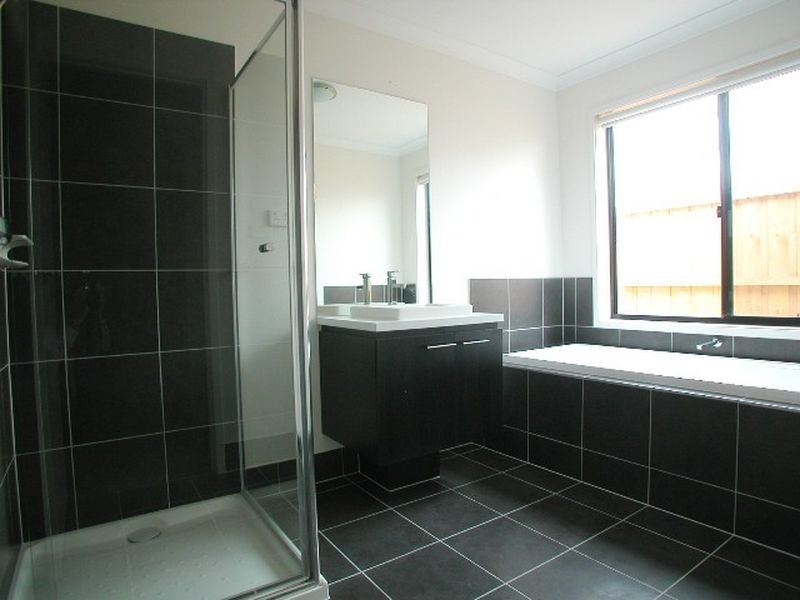 7 Ronda Avenue, Doreen VIC 3754