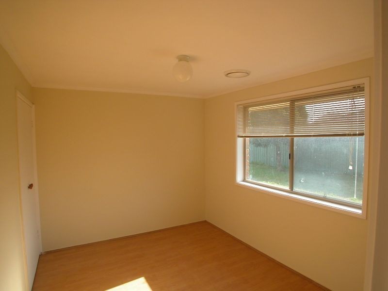 1 Clifford Close, Mill Park VIC 3082