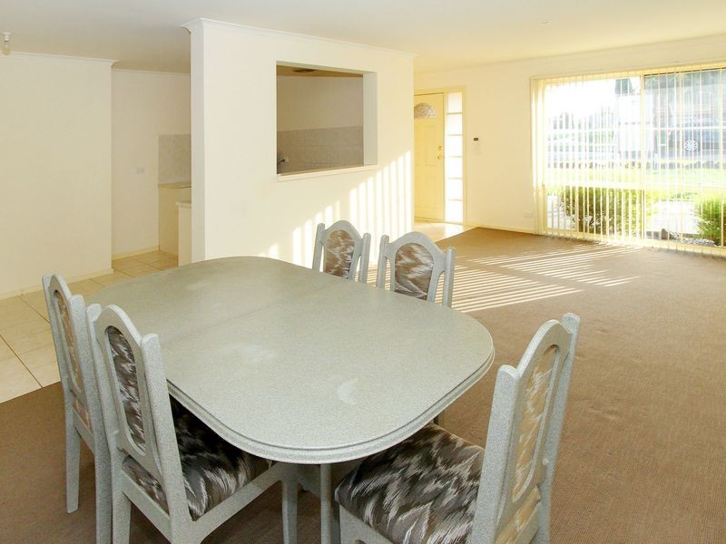 1/79 Woolnough Drive, Mill Park VIC 3082