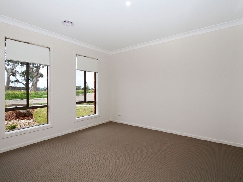 21 Hatfield Drive, Mernda VIC 3754