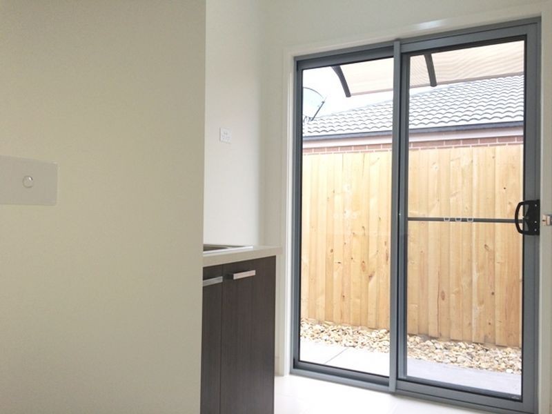 35 Sunstone Boulevard, Doreen VIC 3754