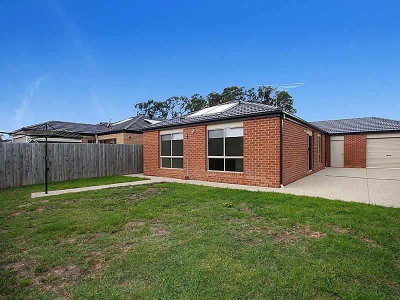 11 Vichy Avenue, Doreen VIC 3754