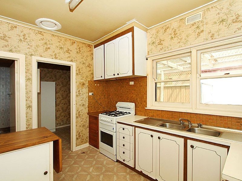 1/43 Barton Street, Reservoir VIC 3073