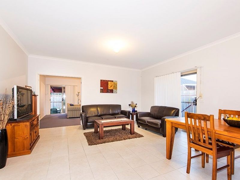 11 Kitchin Road, South Morang VIC 3752