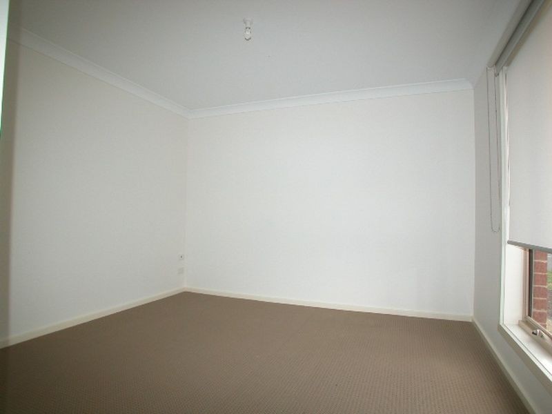 8 Michael Place, Point Cook VIC 3030